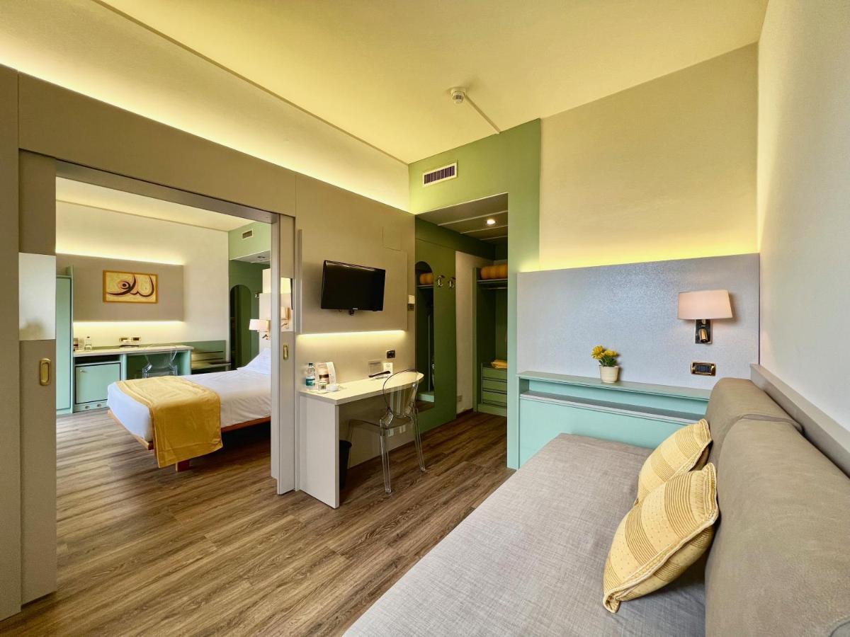 Hotel Marina Viverone Bagian luar foto