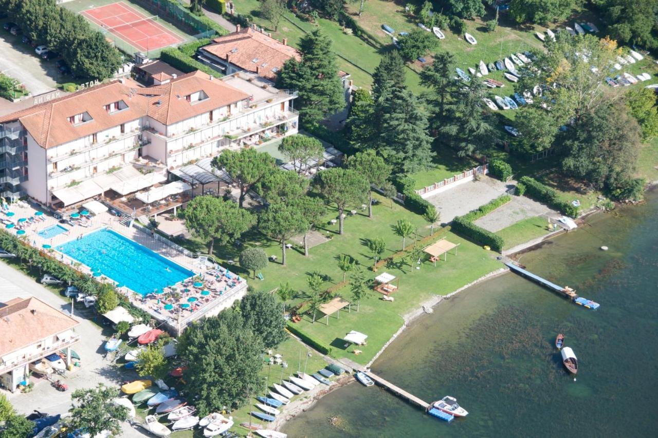 Hotel Marina Viverone Bagian luar foto